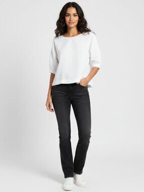 DKNY Boxy Short Sleeve Linen Blend Top NWOT White Small- Make-up on collar